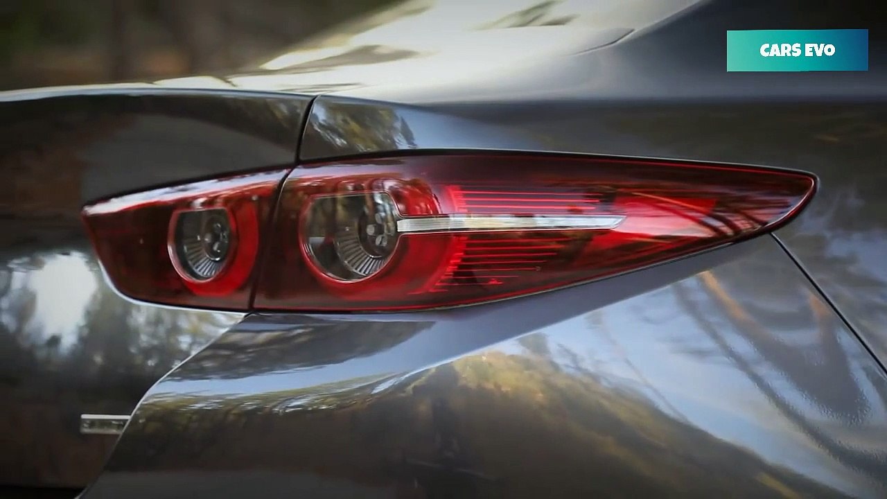 MAZDA3 - ELEGANT COMPACT SEDAN