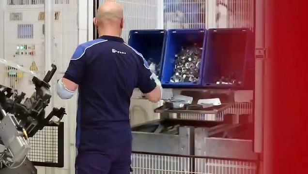 pupia.tv - Zingaretti - Prosegue il nostro viaggio di ascolto per l'Italia che produce e che lavora, che innova e che crea lavoro, ma che soffre per l'assenza di incentivi alle imprese e per il mancato sostegno da parte del Governo con politic