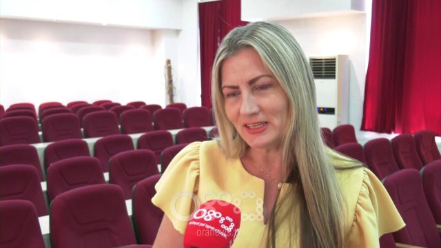 RTV Ora - Përse nuk kemi ekselentë? Pedagogët: Nxënësit janë larguar nga librat