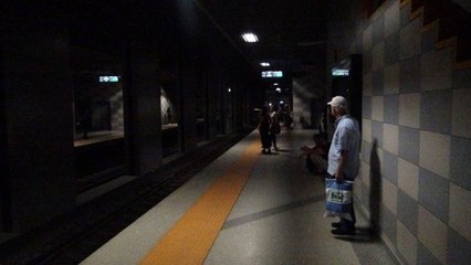 Elektriklerin kesildiği Bursa'da hayat durma noktasına geldi