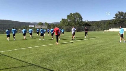 Kulüpsüz futbolcular Bolu'da kampa girdi