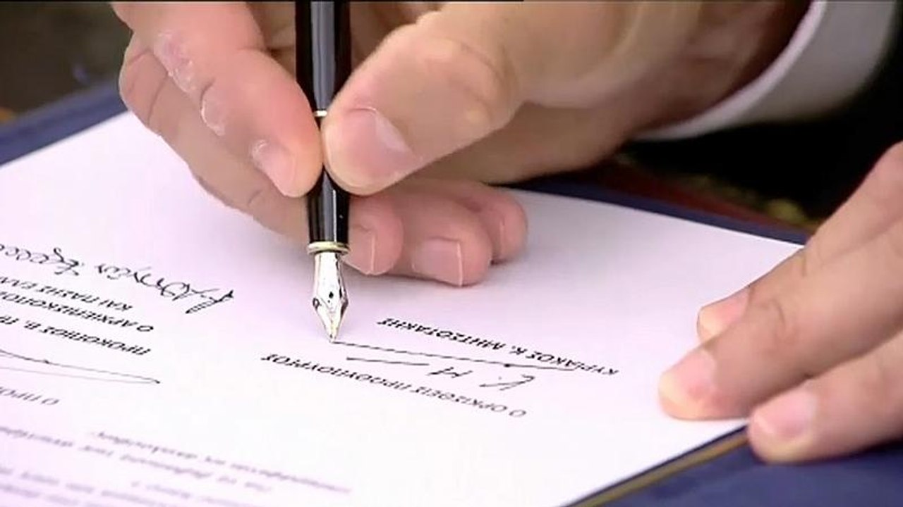 Misotakis vereidigt: „Ab heute beginnen wir mit der harten Arbeit“