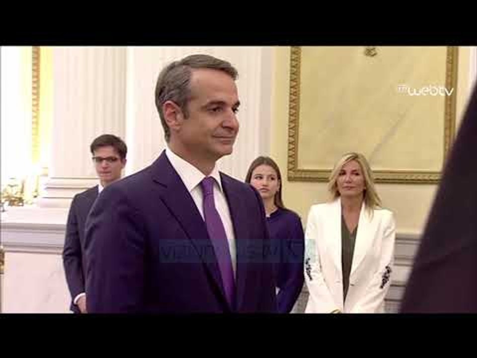 Mitsotakis sot mandatohet kryeministër i Greqisë, Tsipras e uron - News, Lajme - Vizion Plus