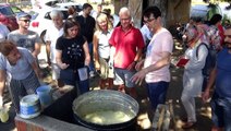 Alman turistler geleneksel zeytinyağı sabunu yapmayı öğrendiler