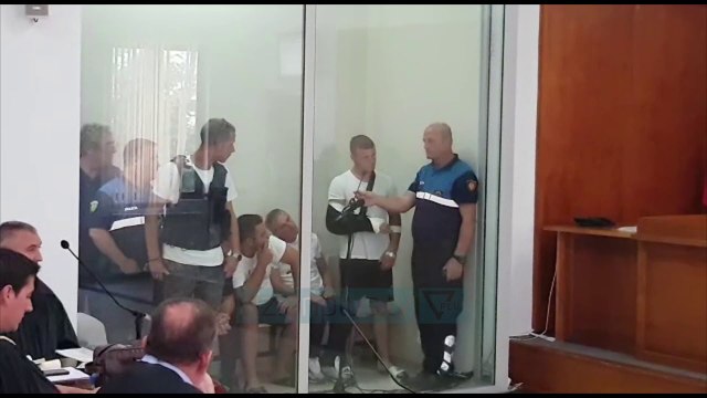 Burg për vrasësit e Kavajës - News, Lajme - Vizion Plus
