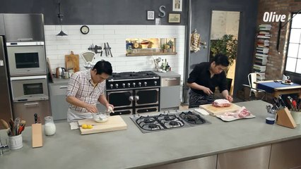 돼지목살 손질과 버터밀크 만들기