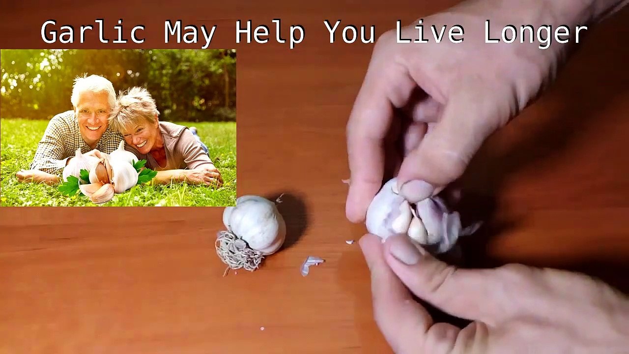 Make powerful salad with Garlic