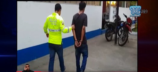 Sujeto fue detenido al intentar ingresar un cochón con droga a la cárcel de Machala