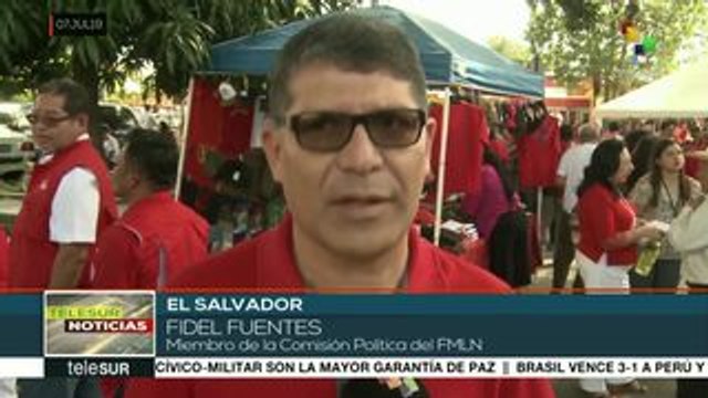 Militantes del FMLN eligen a sus nuevos cuadros de dirigentes