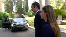 Novo primeiro-ministro toma posse na Grécia