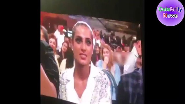 Yasir hussain Finally proposed to iqra aziz at lux style award