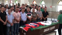 Fanatik Beşiktaş taraftarı kansere yenik düştü
