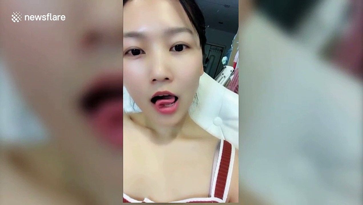 Laissez-vous hypnotiser par la langue de cette demoiselle : danse de la langue