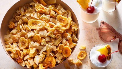 How to Make Piña Colada Snack Mix