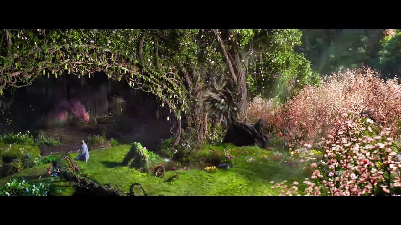 Maléfique 2  Le Pouvoir du Mal Film avec Angelina Jolie, Elle Fanning et Michelle Pfeiffer