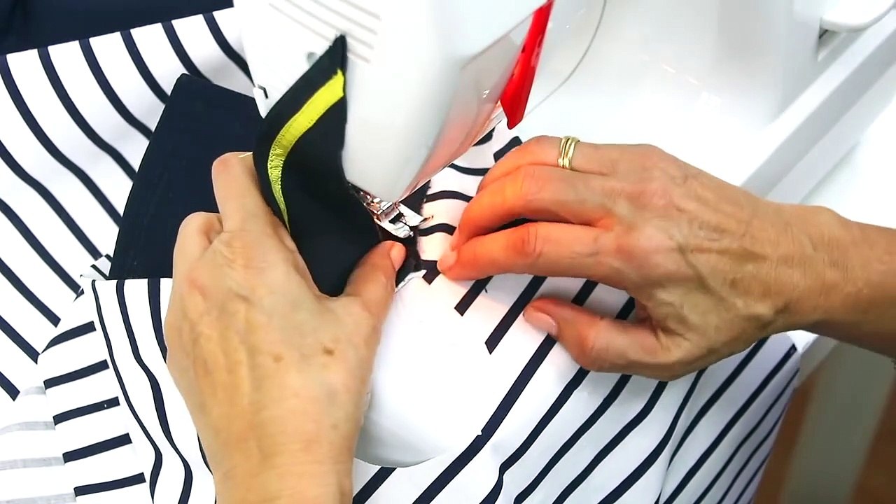 Hướng dẫn may và ráp váy thủy thủ cho bé gái