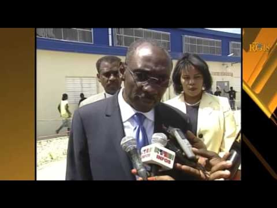 Visite Premier Ministre, Evans Paul au Parc Industriel  de CARACOL, mardi 25 mars 2015.