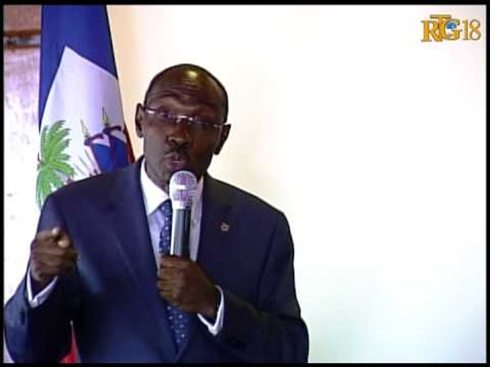 Rencontre entre le Premier Ministre, Evans Paul et lesautorités municipales