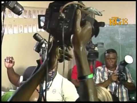 Haïti / Élection.- Président Martelly a rempli son devoir civique au lycée national de Pétion Ville.