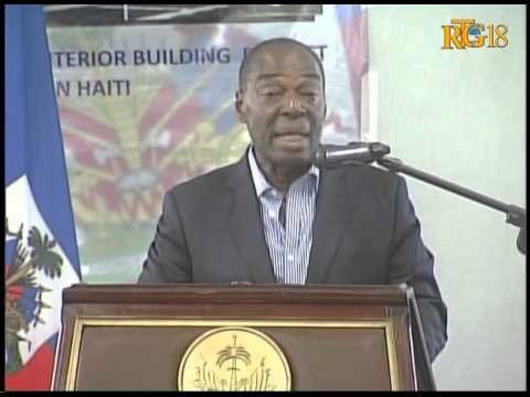 Le Président de la république, Michel Joseph Martelly inaugure le nouveau local du MICT.