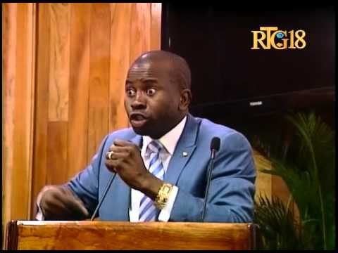Parlement haïtien.- Séance plénière du Sénat, le mercredi 13 avril 2016.