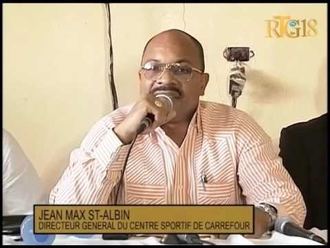 Installation du nouveau directeur du Centre Sportif de Carrefour, Jacques Hans Vilfort.