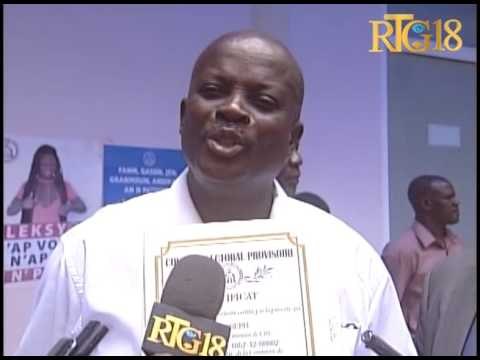 Le Conseil électoral provisoire remet des certificats aux membres de 70 cartels municipaux.