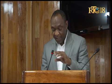 Parlement haïtien.- Le Sénateur Ronald Larèche du (Nord-Est) est élu président du Bureau du sénat.