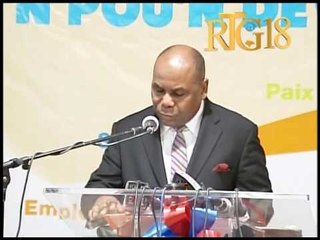 Le Président Jocelerme Privert participe à la journée internationale de la jeunesse.