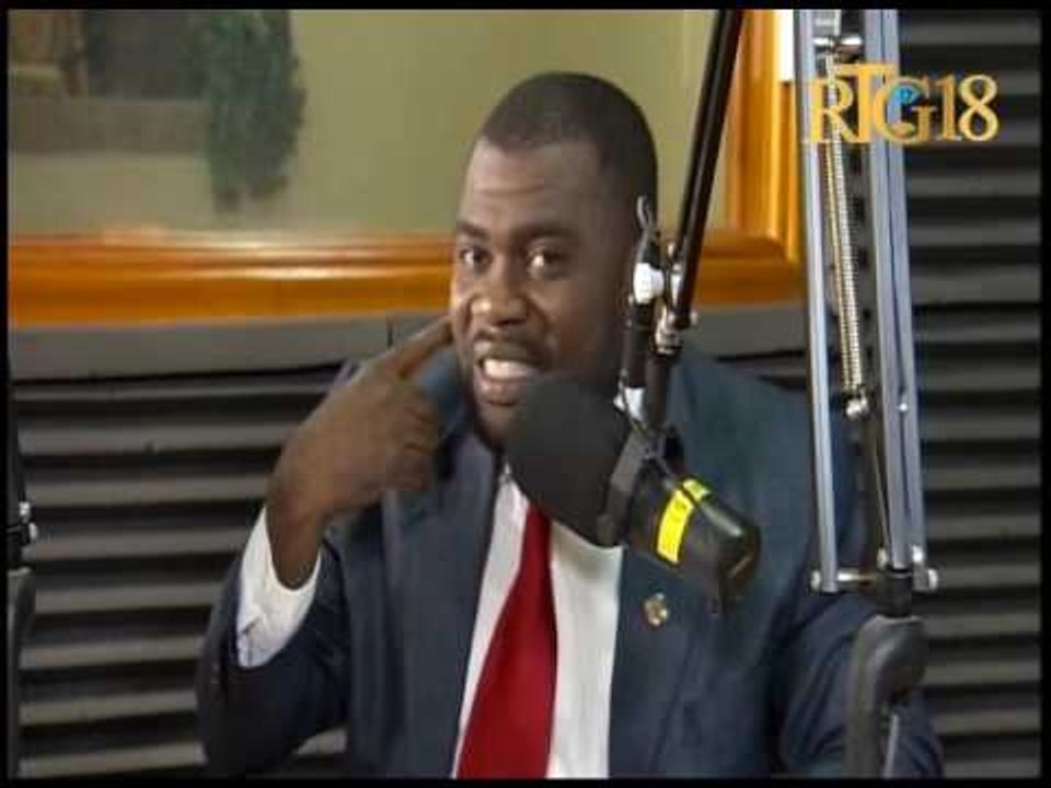 Clauvy Robas, le Député des Cayes / Ile-à-Vache intervient à l'émission Dil Janl Ye.
