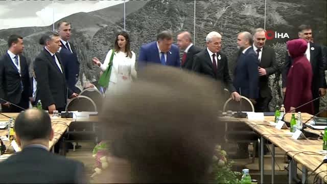 - Güneydoğu Avrupa İşbirliği Süreci Zirve Oturumu'nda konuşan Cumhurbaşkanı Recep Tayyip Erdoğan,...