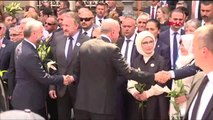 DHA DIŞ - Erdoğan, Srebrenitsa soykırım kurbanları anısına düzenlenen geçit görenine katıldı