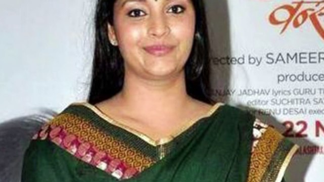 Renu Desai Says Pawan Kalyan Not Like Jr Power Star Tag For Akira(telugu)