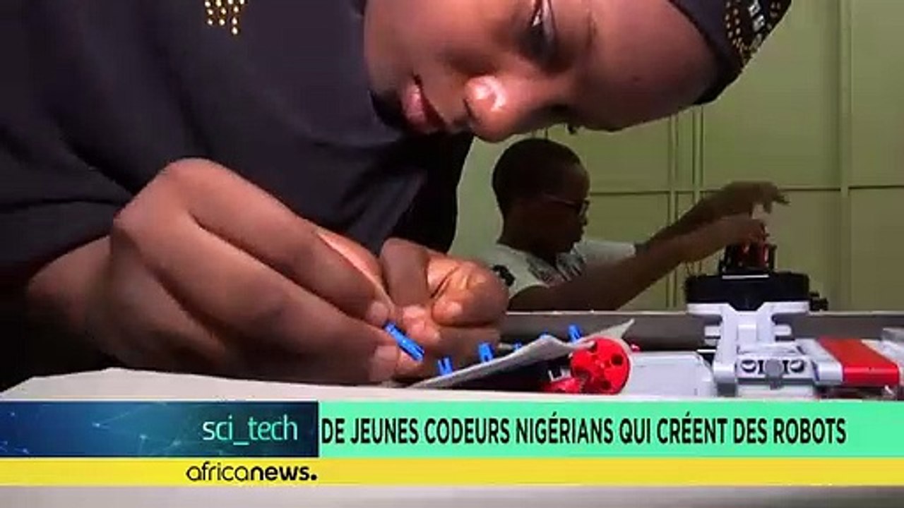 Young Nigerian coders create robots [Sci tech]