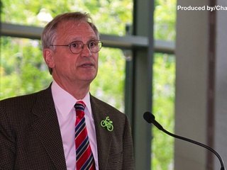 Report: Sanders and AOC Will Introduce a Measure Declaring Climate Change an Official Emergency