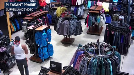 Des jeunes entrent dans un magasin et volent pour 30 000 dollars en 15 secondes