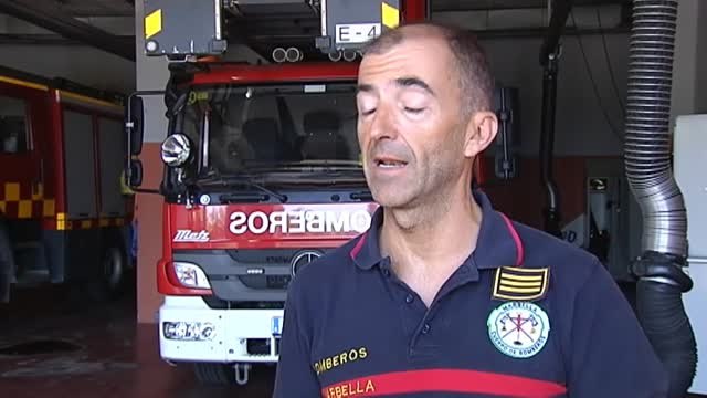 Los Bomberos de Marbella pagan el funeral del niño enfermo de cáncer al que ayudaban a ir al colegio