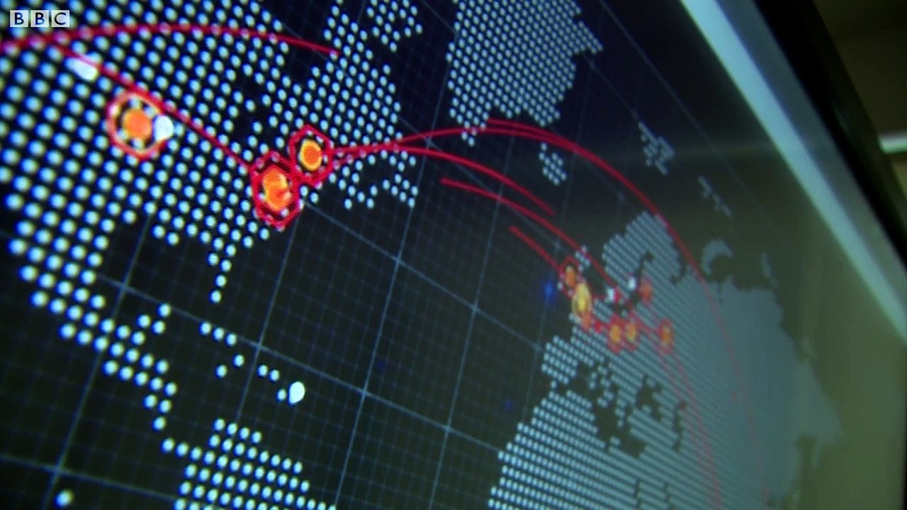 Is there a growing far-right threat online - BBC News