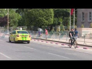 POLICIA NE GADISHMERI PER PROTESTEN - News, Lajme - Kanali 7