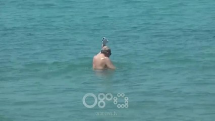 RTV Ora - Infarkt në plazh, vdes 76-vjeçari në Tale, viktima e 9 e sezonit