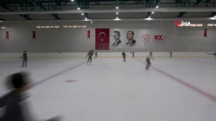 Buz Pateni Milli Takımı'ndan '15 Temmuz' kampı