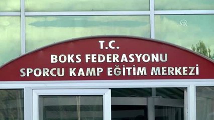 Kadın milli boksörlerin kampı başladı