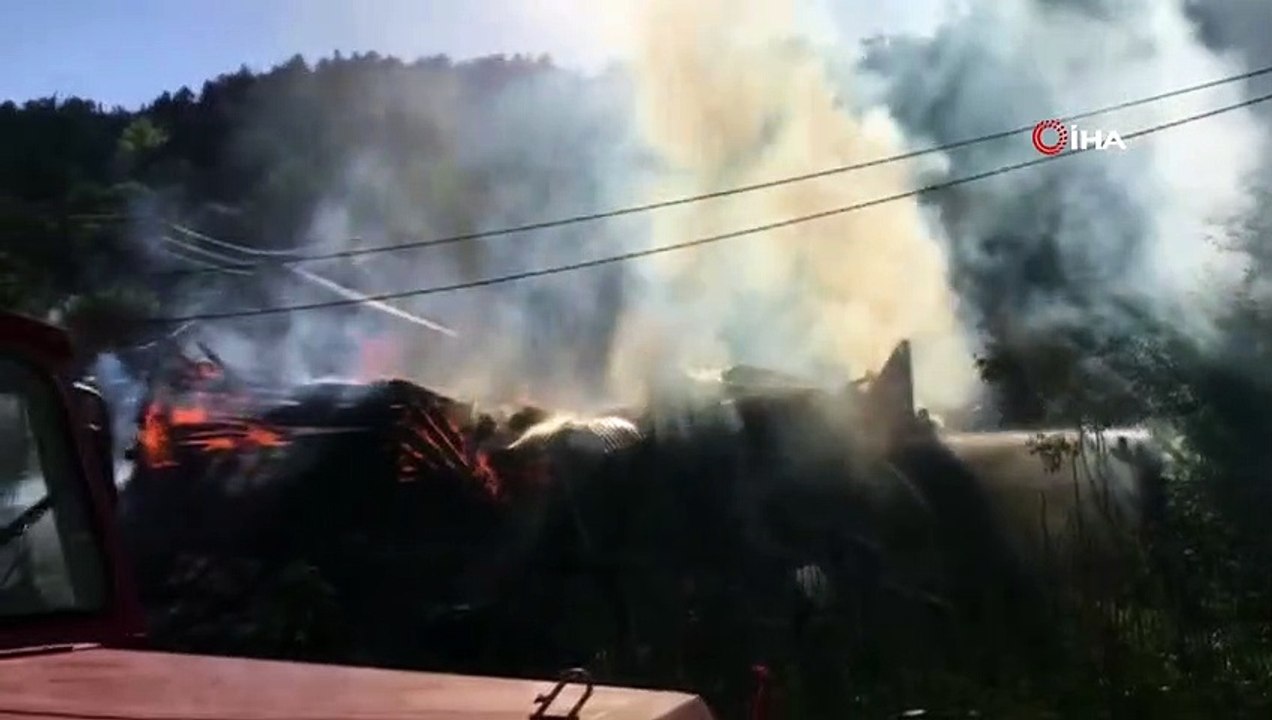 Safranbolu’da 2 katlı ahşap ev alevlere teslim oldu