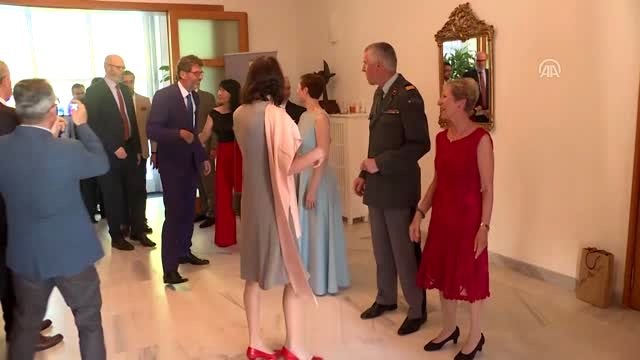İsviçre Milli Günü düzenlenen törenle kutlandı