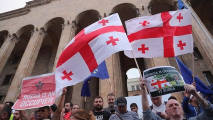 برلمانيون روس يدعون لزيادة العقوبات الاقتصادية على جورجيا