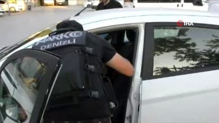 Denizli narkotikten uyuşturucu operasyonu...Otomobil bagajındaki bavuldan 5 bin 190 ecstasy hap...