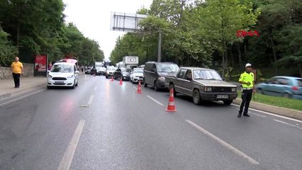 BÜYÜKDERE CADDESİ'NDE OTOBÜS DUVARA ÇARPTI