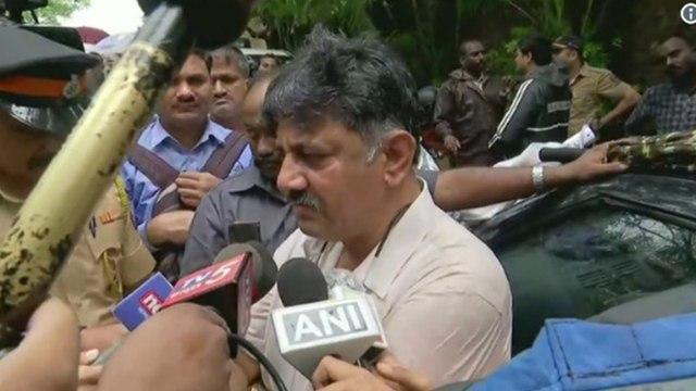 ಮುಂಬೈ ಹೋಟೆಲ್ ಬುಕಿಂಗ್ ಕ್ಯಾನ್ಸಲ್ ಆದ ಬಗ್ಗೆ ಡಿ ಕೆ ಶಿವಕುಮಾರ್ ಪ್ರತಿಕ್ರಿಯೆ | Oneindia Kannada