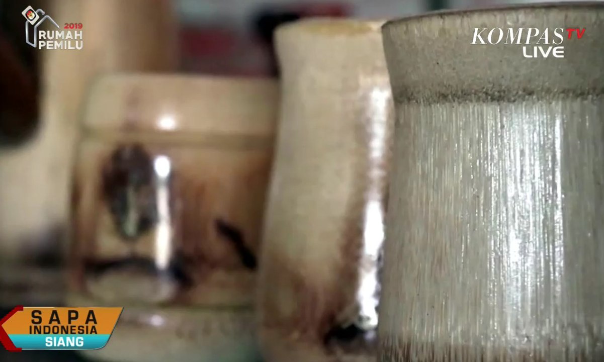 Limbah Bambu Diubah Jadi Kerajinan Gelas