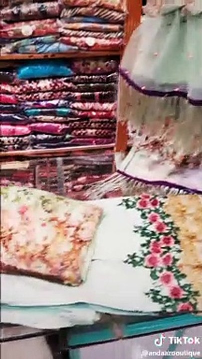 Fancy Sleeves and daman lace